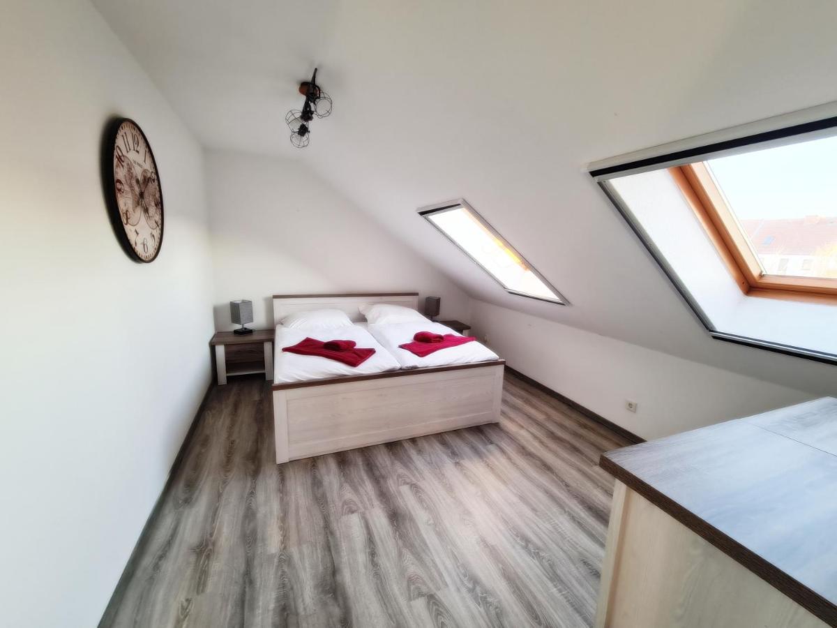 Dm Hotels & Apartments - Apartment Dosborn 5-9 Dingelstadt ภายนอก รูปภาพ